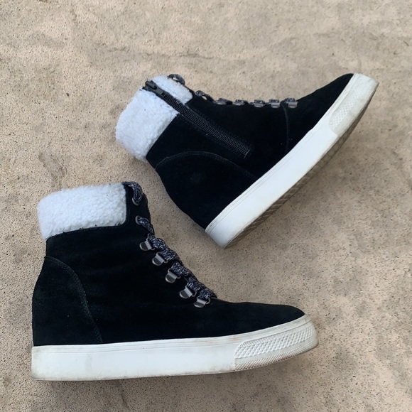 Steve Madden Blk Wedge Faux Shearling Boot Sz 7.5 - Picture 6 of 10